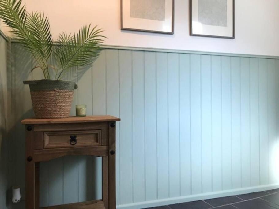 Woodland Cottage In Cornwall With Walled Garden เฮลสตัน ภายนอก รูปภาพ